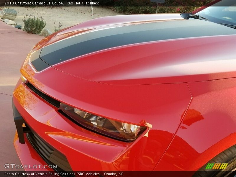 Red Hot / Jet Black 2018 Chevrolet Camaro LT Coupe
