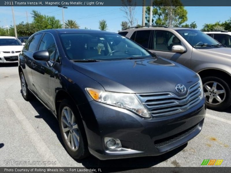Magnetic Gray Metallic / Light Gray 2011 Toyota Venza I4