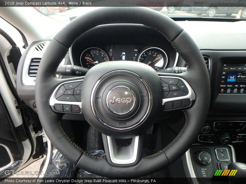 White / Black 2018 Jeep Compass Latitude 4x4