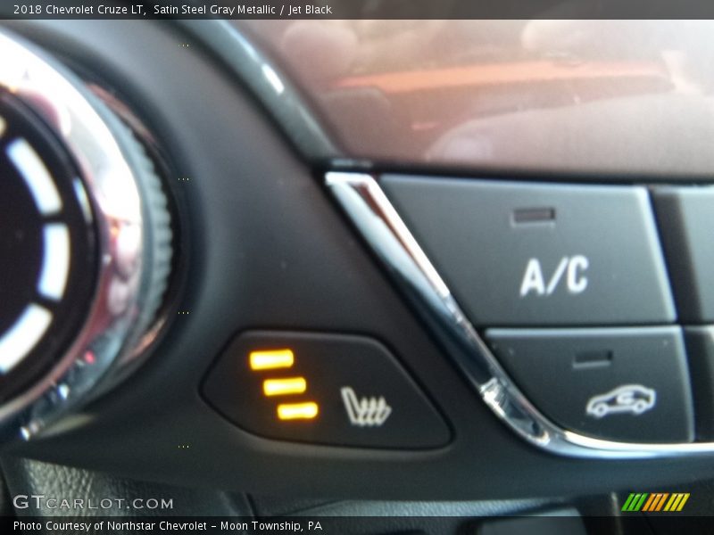 Satin Steel Gray Metallic / Jet Black 2018 Chevrolet Cruze LT