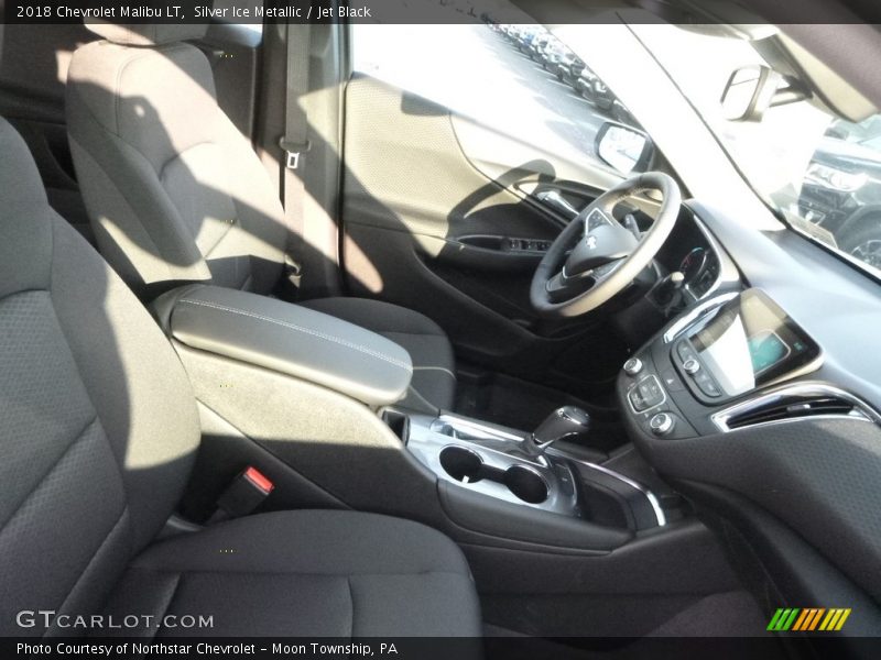 Silver Ice Metallic / Jet Black 2018 Chevrolet Malibu LT