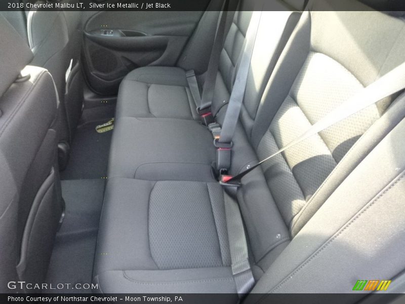 Silver Ice Metallic / Jet Black 2018 Chevrolet Malibu LT