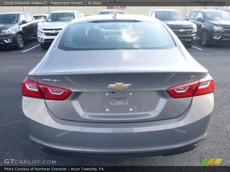 Pepperdust Metallic / Jet Black 2018 Chevrolet Malibu LT