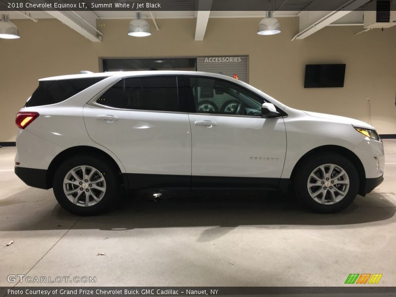 Summit White / Jet Black 2018 Chevrolet Equinox LT