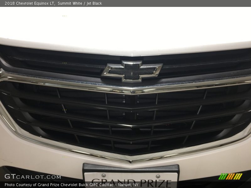 Summit White / Jet Black 2018 Chevrolet Equinox LT