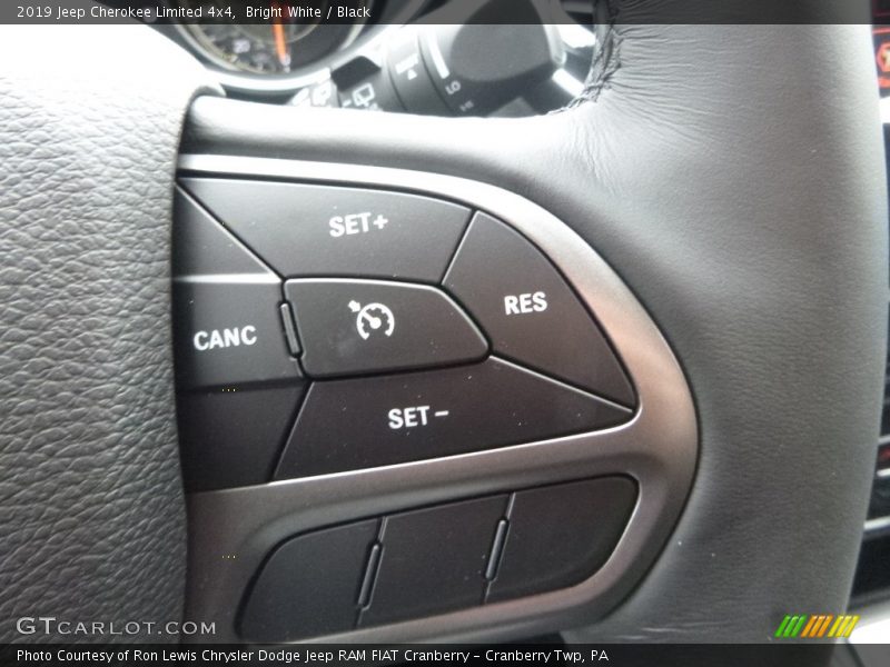 Bright White / Black 2019 Jeep Cherokee Limited 4x4