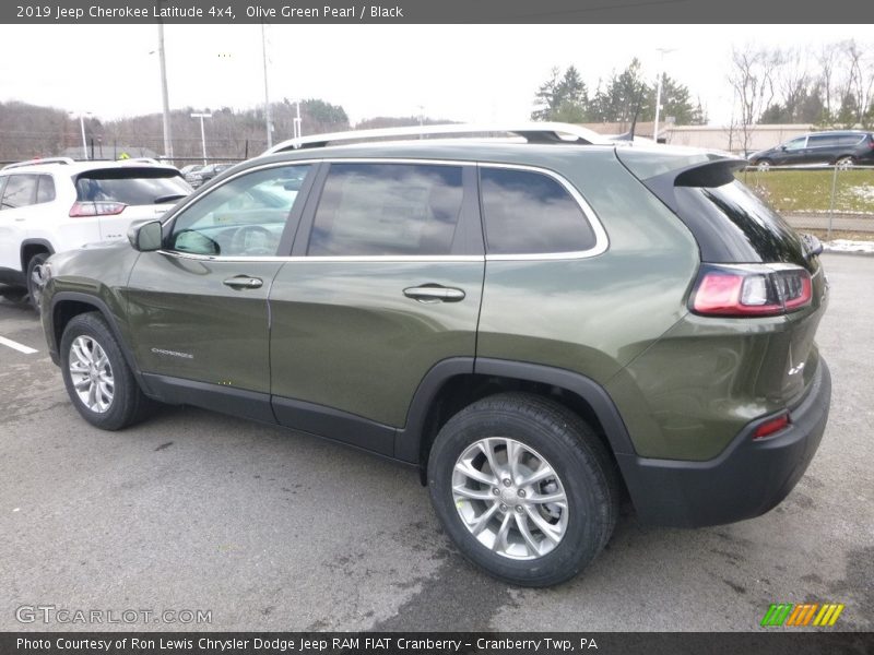 Olive Green Pearl / Black 2019 Jeep Cherokee Latitude 4x4