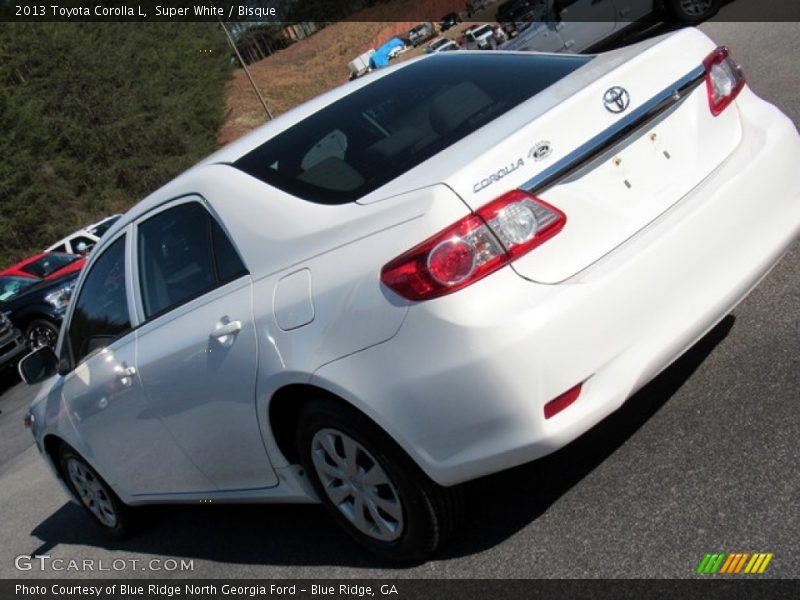 Super White / Bisque 2013 Toyota Corolla L