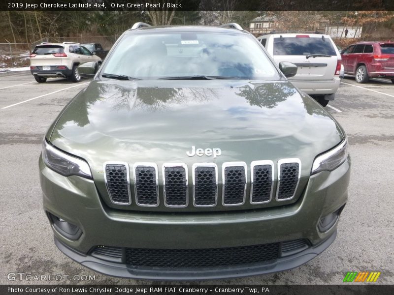 Olive Green Pearl / Black 2019 Jeep Cherokee Latitude 4x4