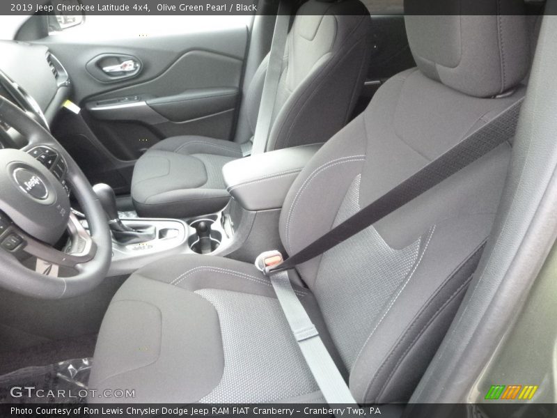 Olive Green Pearl / Black 2019 Jeep Cherokee Latitude 4x4