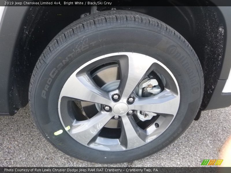Bright White / Black/Ski Grey 2019 Jeep Cherokee Limited 4x4