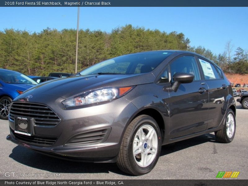 Magnetic / Charcoal Black 2018 Ford Fiesta SE Hatchback