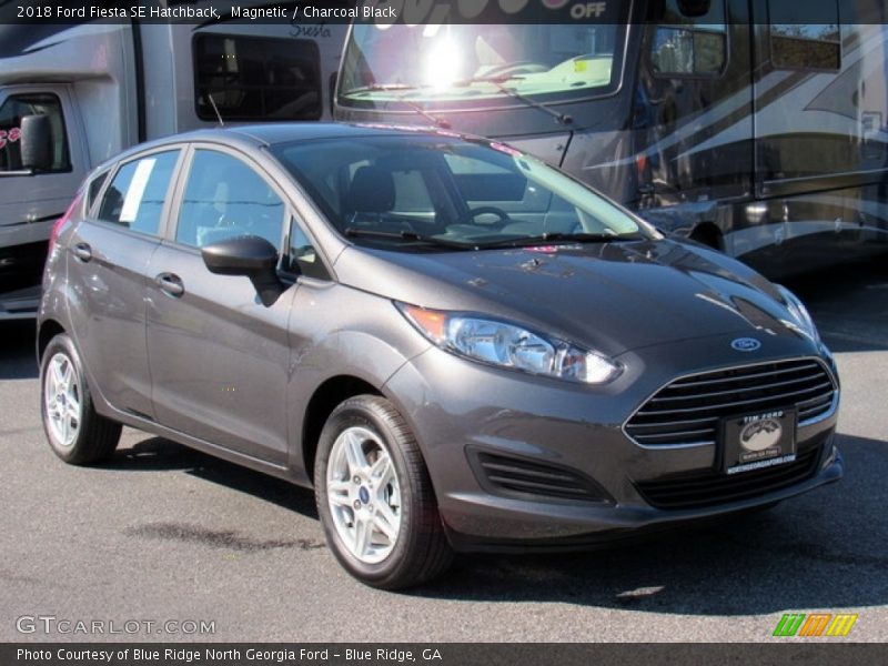 Magnetic / Charcoal Black 2018 Ford Fiesta SE Hatchback