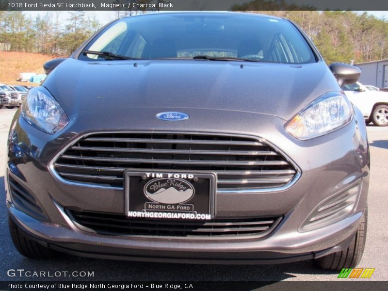 Magnetic / Charcoal Black 2018 Ford Fiesta SE Hatchback