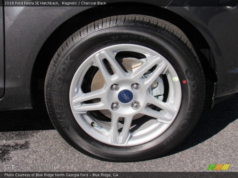 Magnetic / Charcoal Black 2018 Ford Fiesta SE Hatchback