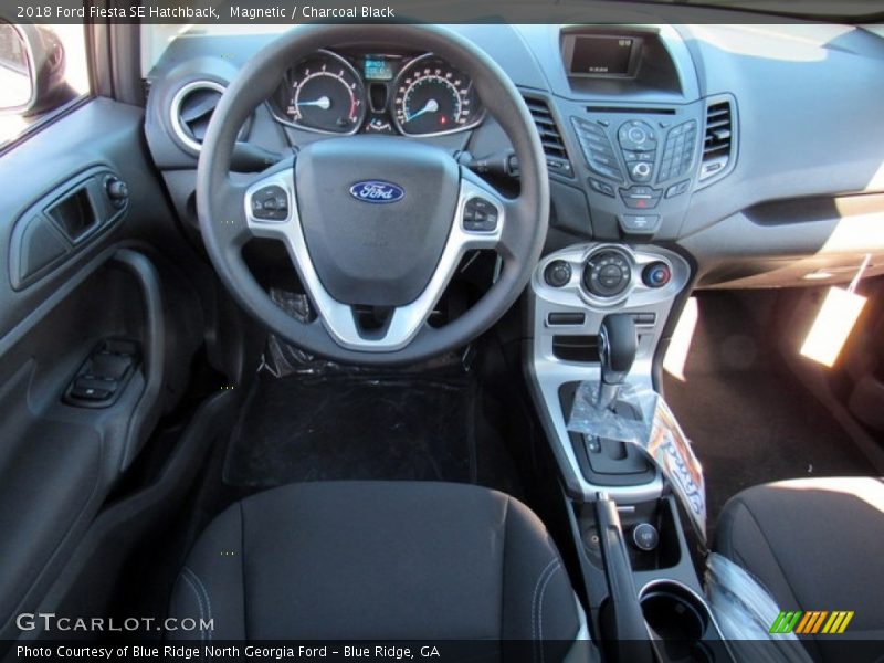 Magnetic / Charcoal Black 2018 Ford Fiesta SE Hatchback