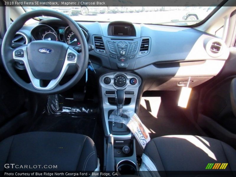 Magnetic / Charcoal Black 2018 Ford Fiesta SE Hatchback