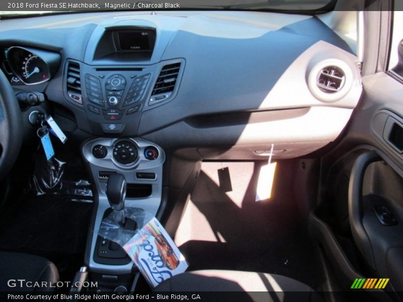 Magnetic / Charcoal Black 2018 Ford Fiesta SE Hatchback