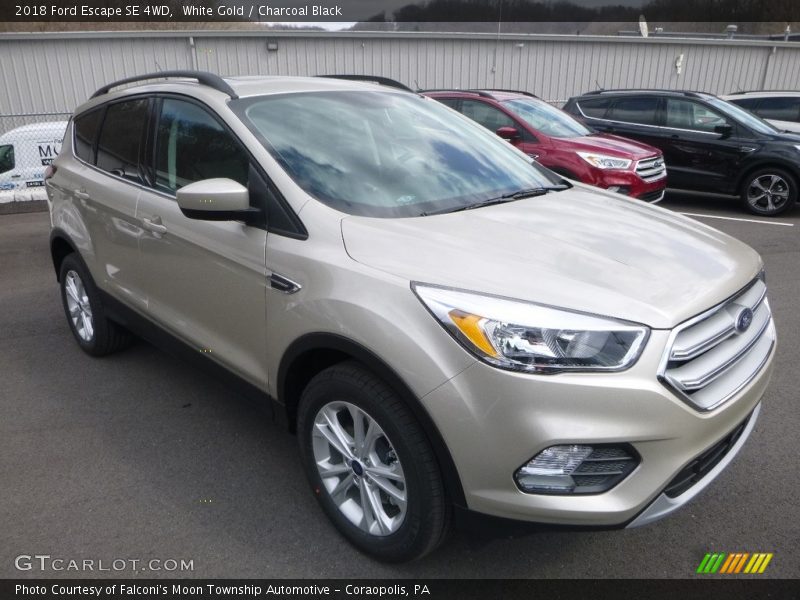 White Gold / Charcoal Black 2018 Ford Escape SE 4WD