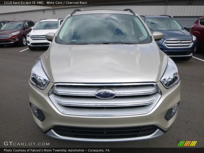 White Gold / Charcoal Black 2018 Ford Escape SE 4WD