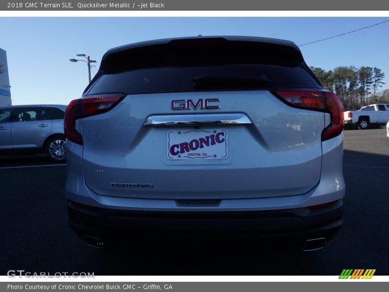 Quicksilver Metallic / ­Jet Black 2018 GMC Terrain SLE