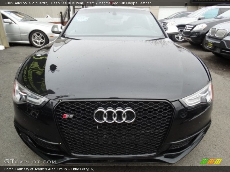 Deep Sea Blue Pearl Effect / Magma Red Silk Nappa Leather 2009 Audi S5 4.2 quattro