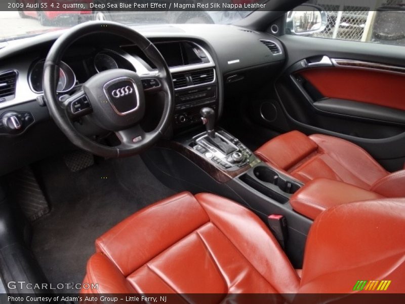 Deep Sea Blue Pearl Effect / Magma Red Silk Nappa Leather 2009 Audi S5 4.2 quattro