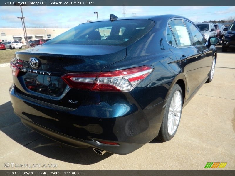 Galactic Aqua Mica / Black 2018 Toyota Camry XLE