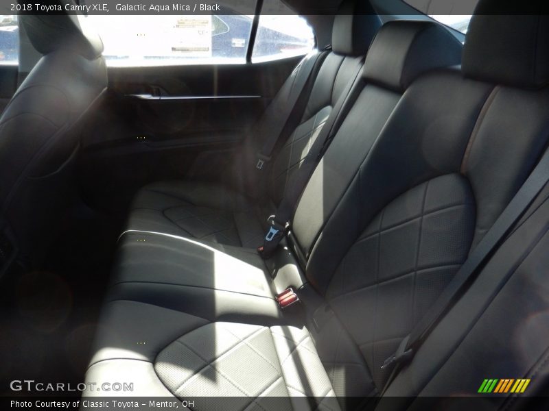 Galactic Aqua Mica / Black 2018 Toyota Camry XLE