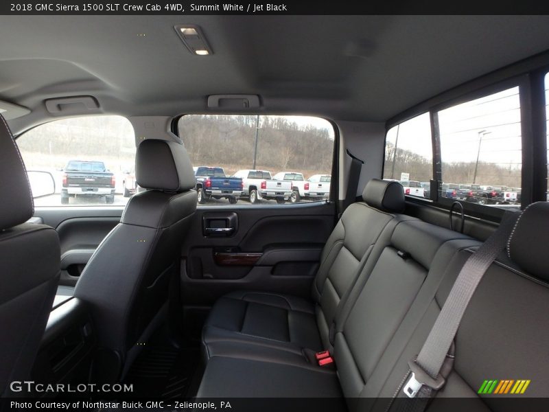 Summit White / Jet Black 2018 GMC Sierra 1500 SLT Crew Cab 4WD