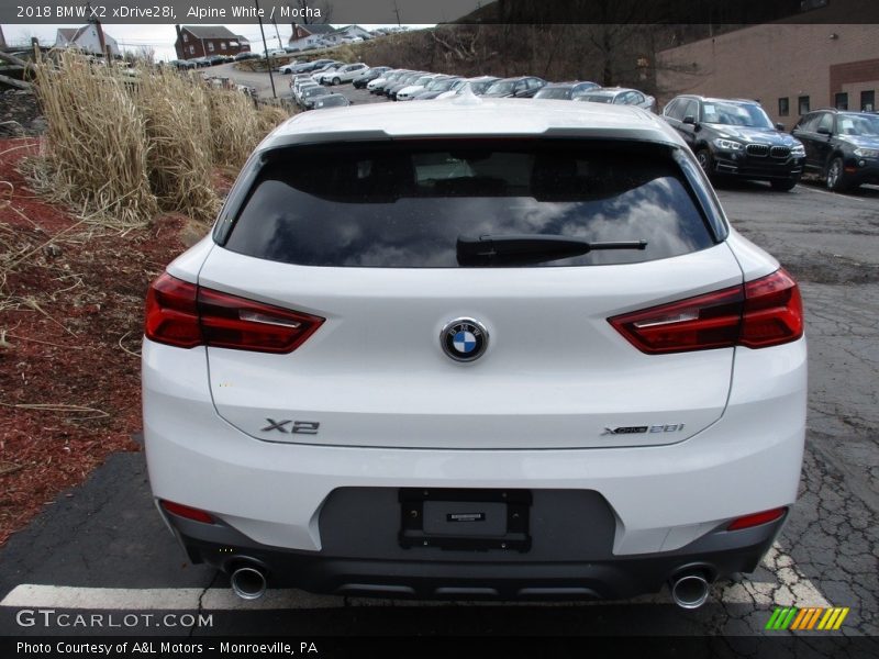 Alpine White / Mocha 2018 BMW X2 xDrive28i