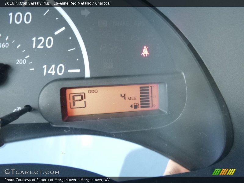 Cayenne Red Metallic / Charcoal 2018 Nissan Versa S Plus