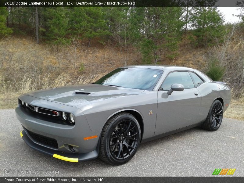 Destroyer Gray / Black/Ruby Red 2018 Dodge Challenger R/T Scat Pack