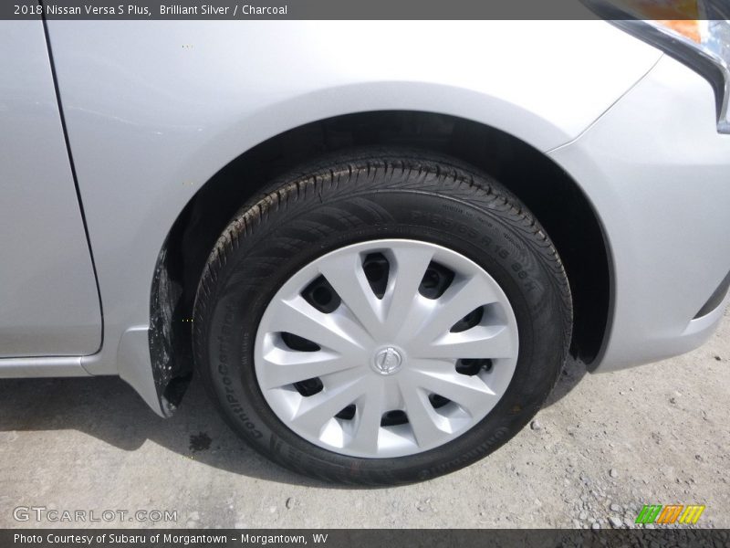 Brilliant Silver / Charcoal 2018 Nissan Versa S Plus