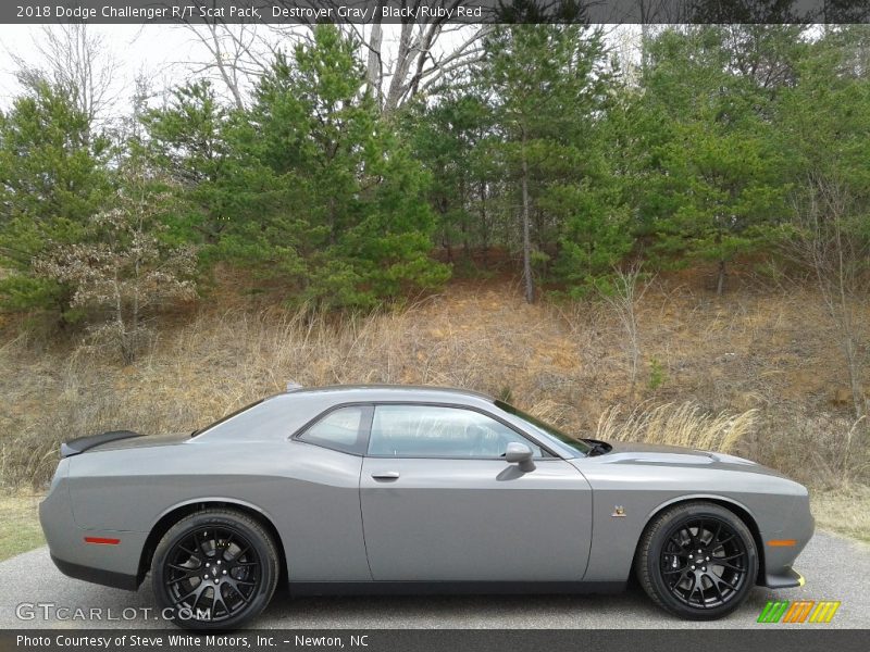 Destroyer Gray / Black/Ruby Red 2018 Dodge Challenger R/T Scat Pack