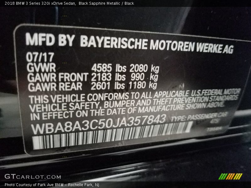 Black Sapphire Metallic / Black 2018 BMW 3 Series 320i xDrive Sedan