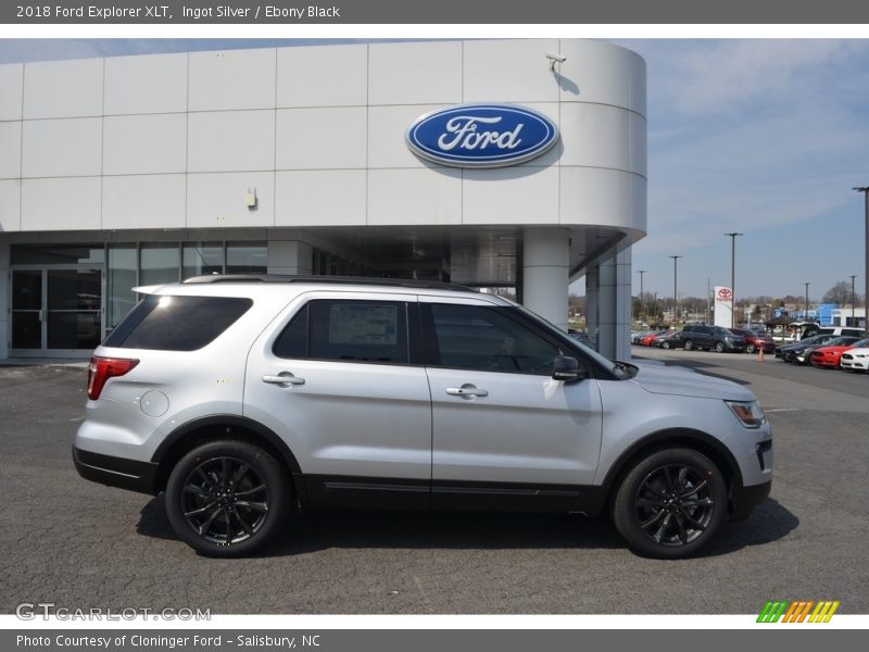 Ingot Silver / Ebony Black 2018 Ford Explorer XLT
