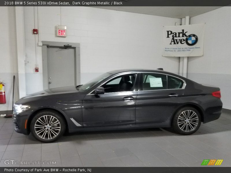 Dark Graphite Metallic / Black 2018 BMW 5 Series 530i xDrive Sedan