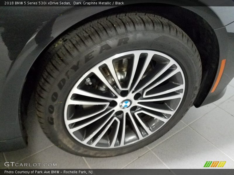 Dark Graphite Metallic / Black 2018 BMW 5 Series 530i xDrive Sedan