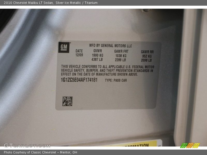 Silver Ice Metallic / Titanium 2010 Chevrolet Malibu LT Sedan