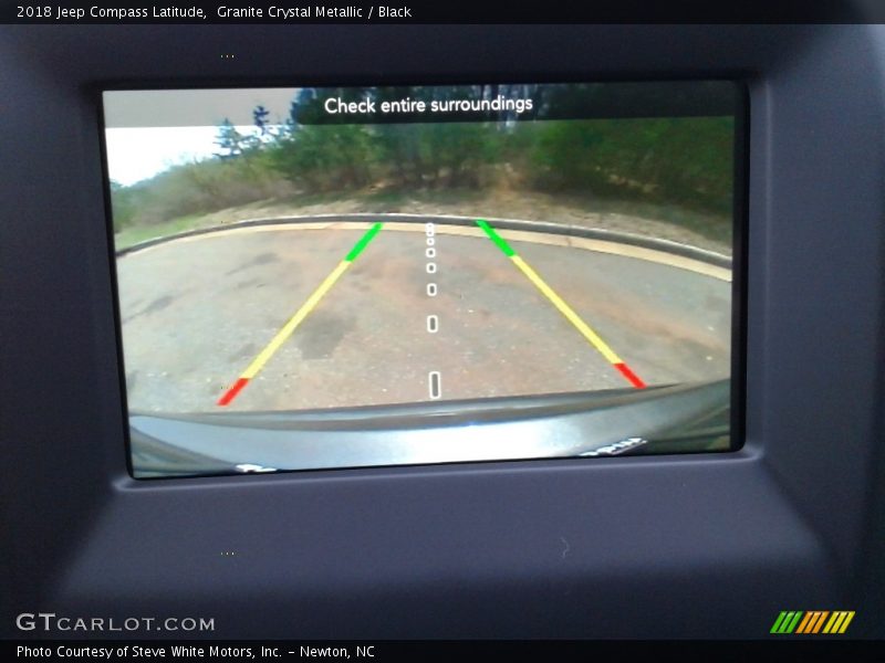 Granite Crystal Metallic / Black 2018 Jeep Compass Latitude