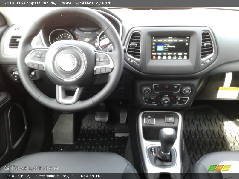 Granite Crystal Metallic / Black 2018 Jeep Compass Latitude