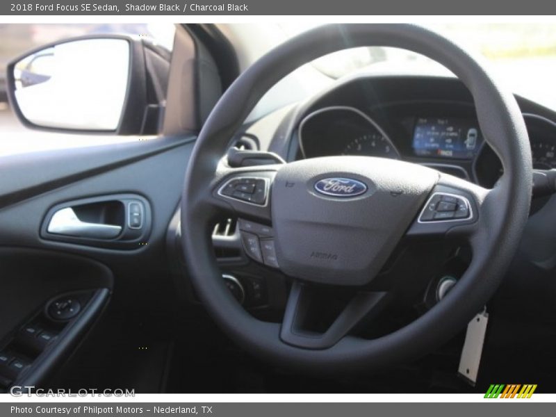 Shadow Black / Charcoal Black 2018 Ford Focus SE Sedan