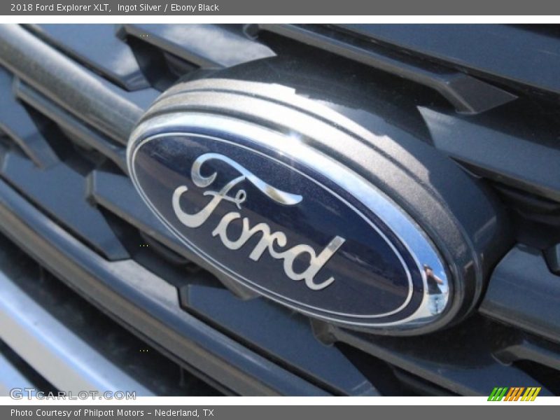 Ingot Silver / Ebony Black 2018 Ford Explorer XLT