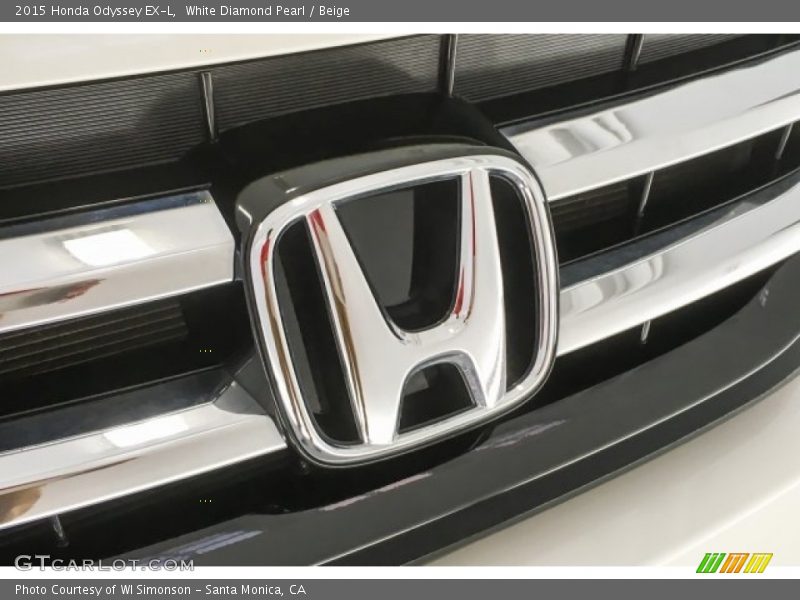 White Diamond Pearl / Beige 2015 Honda Odyssey EX-L