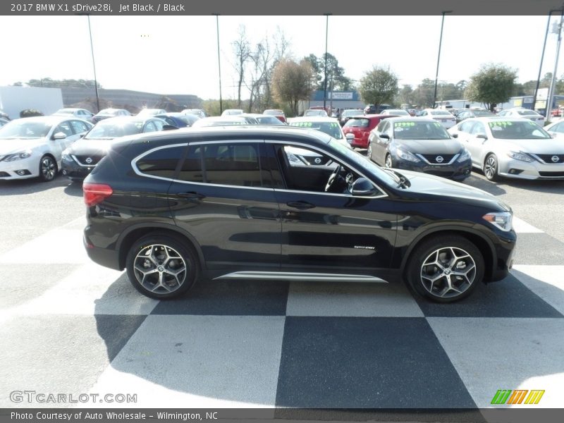 Jet Black / Black 2017 BMW X1 sDrive28i
