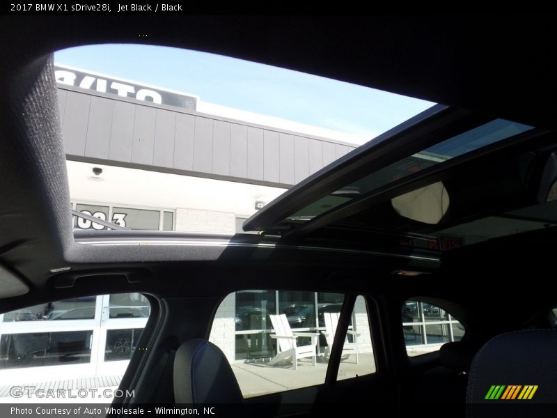 Jet Black / Black 2017 BMW X1 sDrive28i