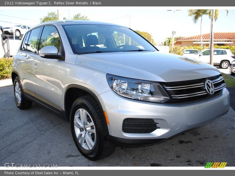 Reflex Silver Metallic / Black 2012 Volkswagen Tiguan S