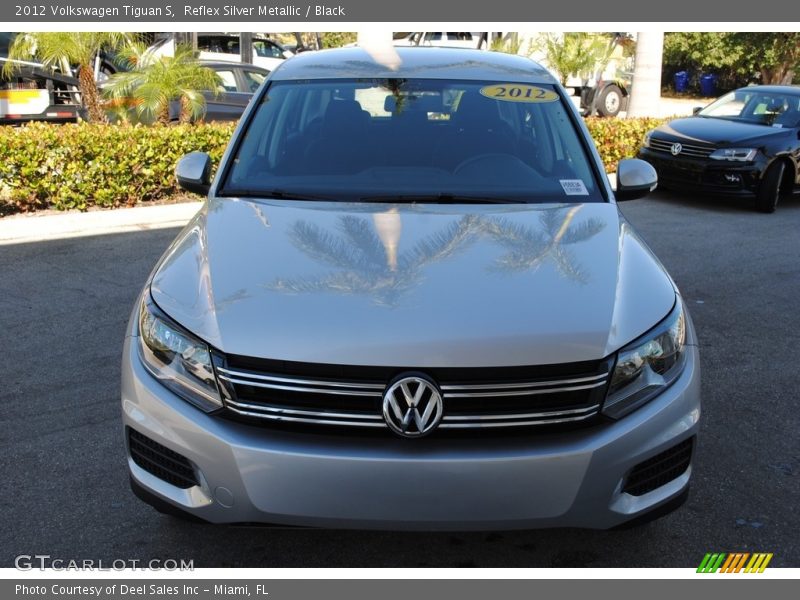 Reflex Silver Metallic / Black 2012 Volkswagen Tiguan S