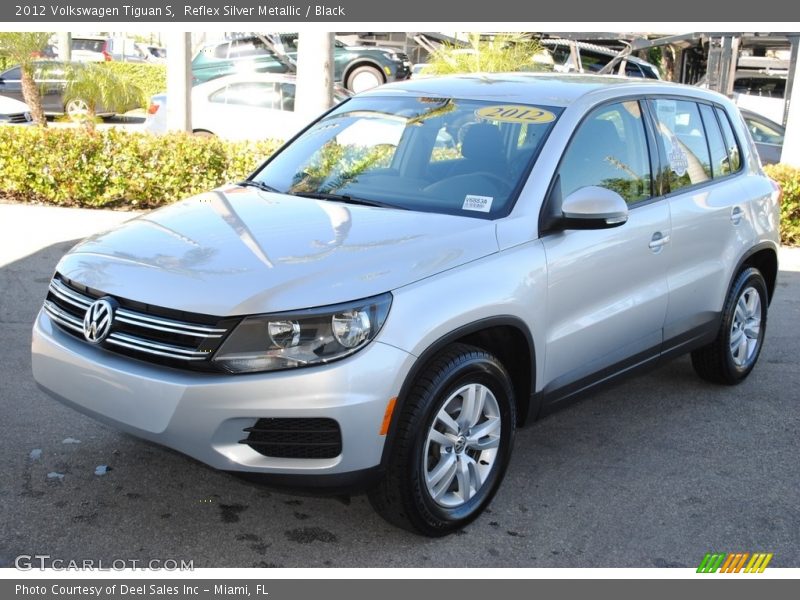 Reflex Silver Metallic / Black 2012 Volkswagen Tiguan S